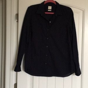 Gap navy blue button down shirt - L